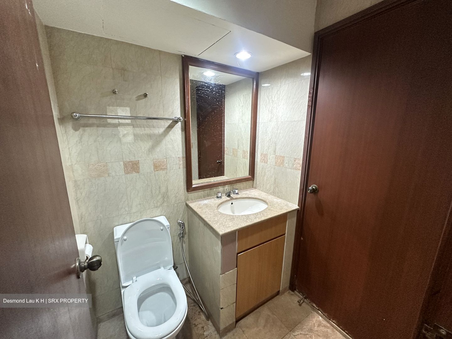 Evergreen Park (D19), Apartment #587734191